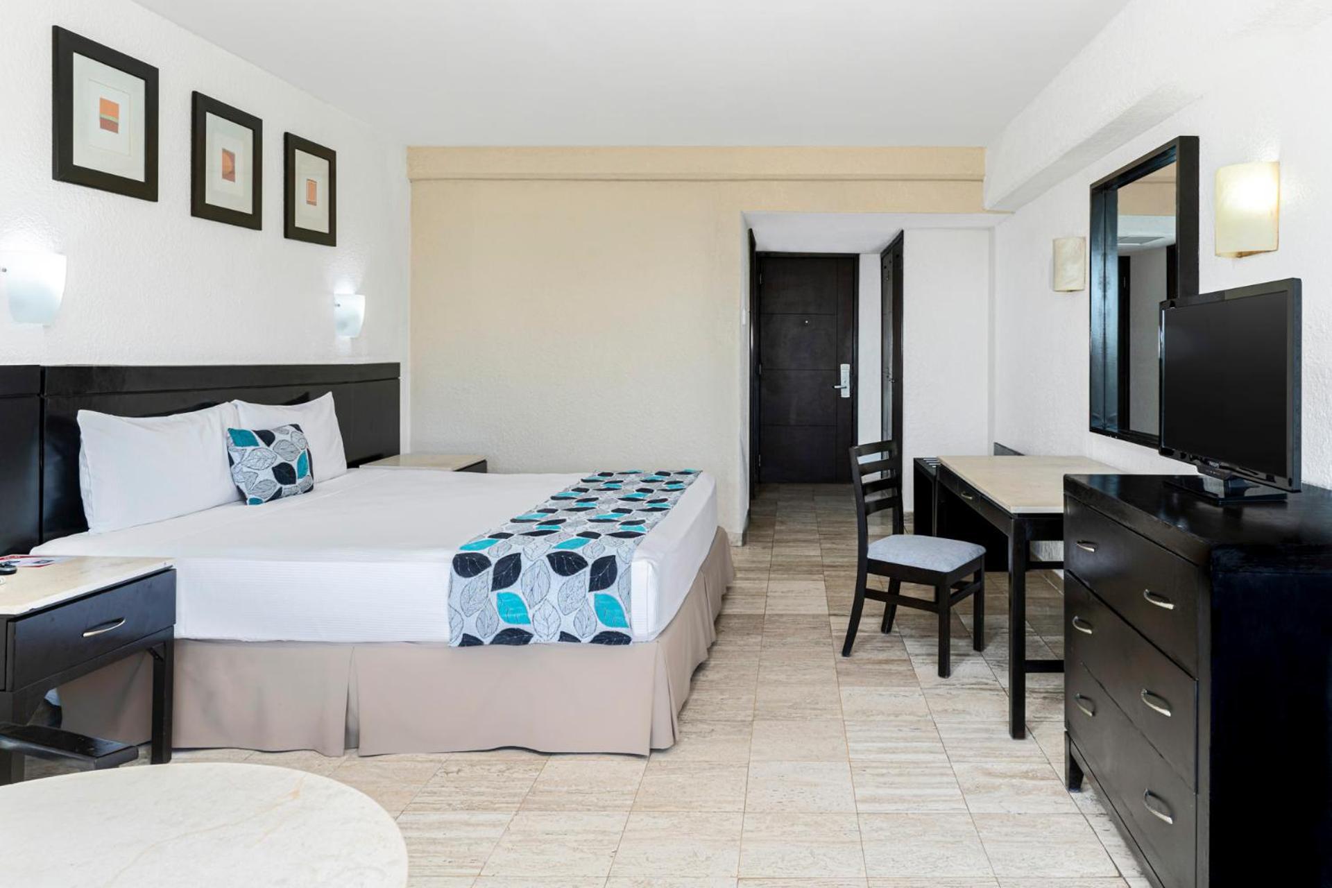 King Room Garden View